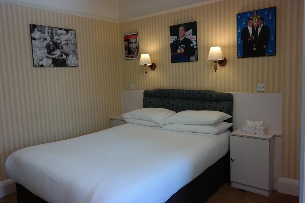 Hotel Celebrity Bournemouth East Cliff By Villare Hotels Exteriör bild